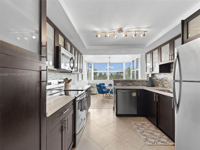 16546 NE 26th Avenue 4G, North Miami Beach, FL 33160