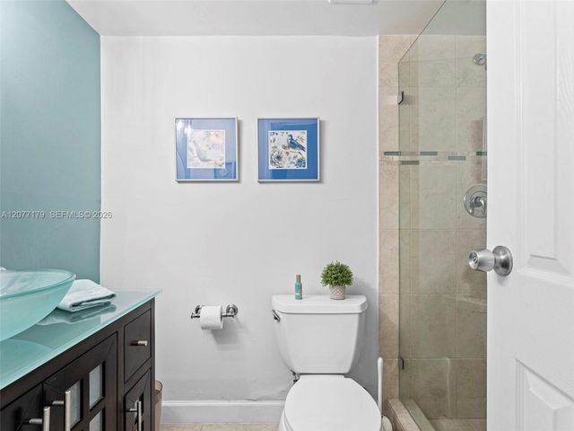 16546 NE 26th Avenue 4G, North Miami Beach, FL 33160