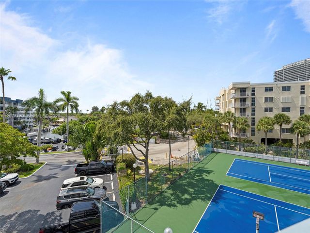 16546 NE 26th Avenue 4G, North Miami Beach, FL 33160