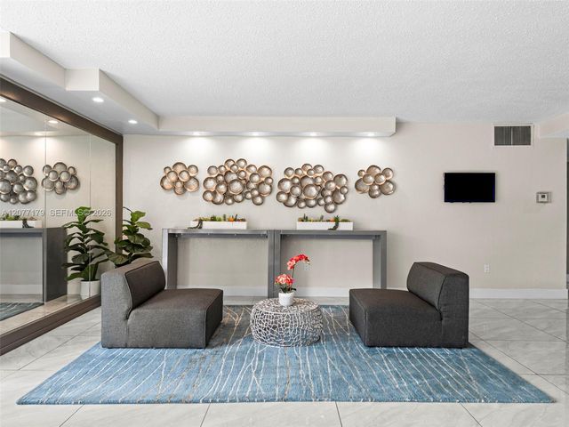 16546 NE 26th Avenue 4G, North Miami Beach, FL 33160