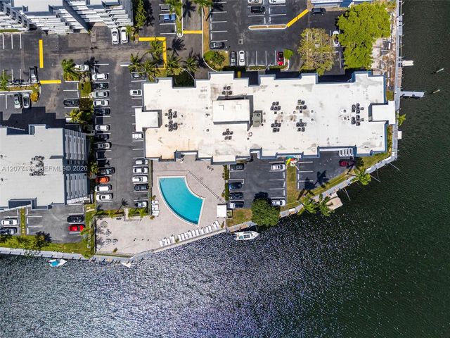 16546 NE 26th Avenue 4G, North Miami Beach, FL 33160