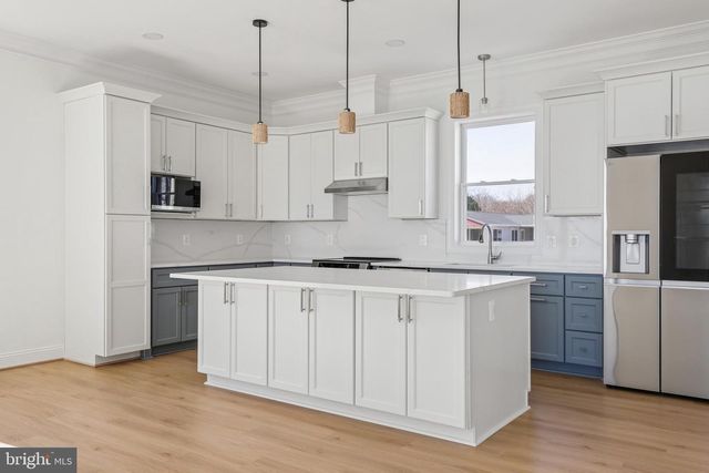 54 SHORE DR., Colonial Beach, VA 22443