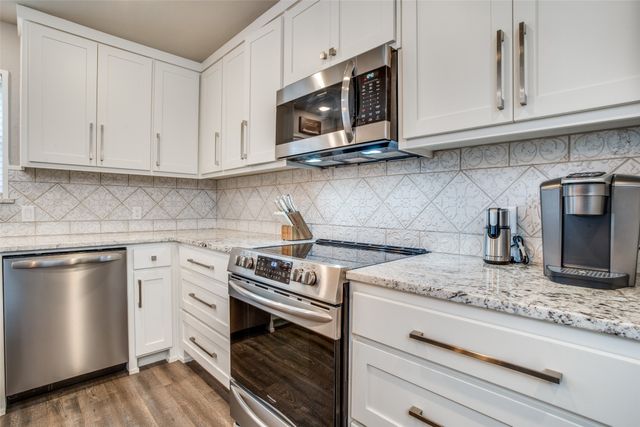 150 Bayside Circle, Malakoff, TX 75148