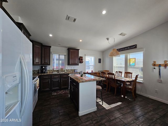 650 N Hawes Road 3202, Mesa, AZ 85207