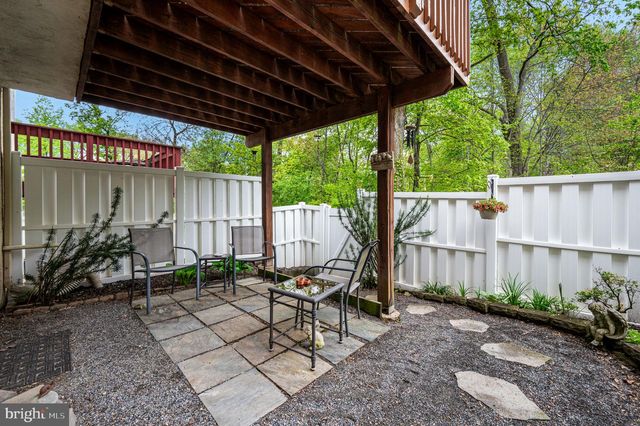 214 BROOKDALE CT, Dresher, PA 19025