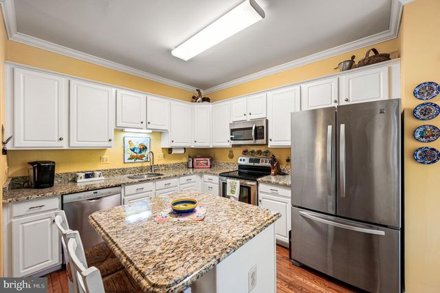 214 BROOKDALE CT, Dresher, PA 19025