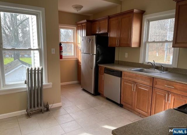 10 Glennon Place, West Orange, NJ 07052