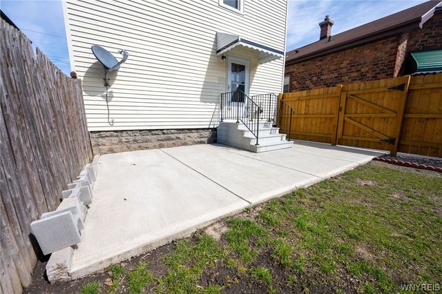 201 Royal Avenue, Buffalo, NY 14207