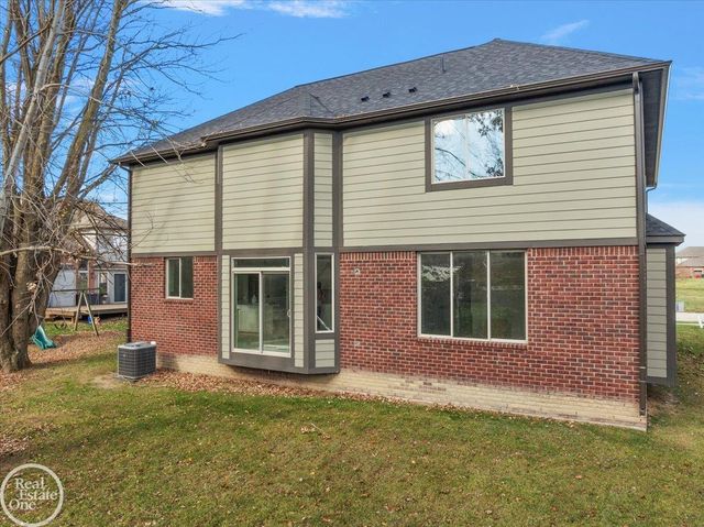 22106 Grove Drive, Macomb Twp, MI 48044