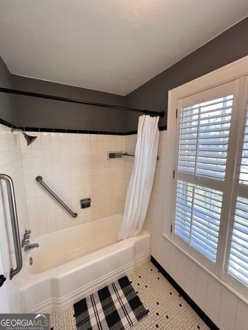 105 Lacross Street, Dublin, GA 31021