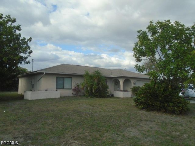 129 SW Trafalgar PKWY, Cape Coral, FL 33991