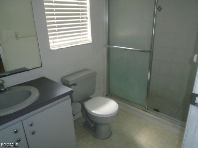 129 SW Trafalgar PKWY, Cape Coral, FL 33991