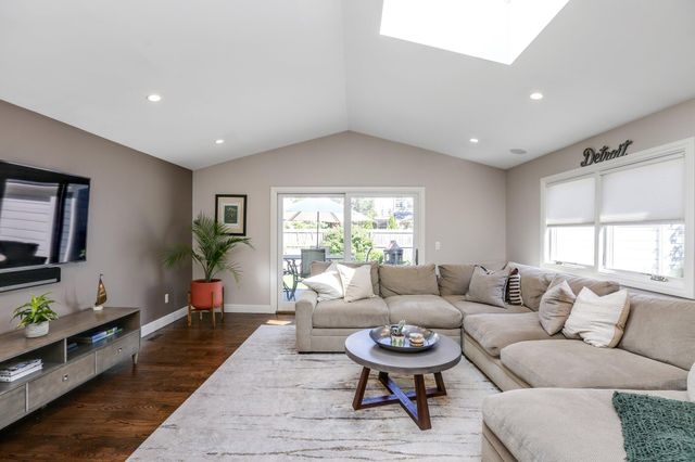 1265 S Bates Street, Birmingham, MI 48009