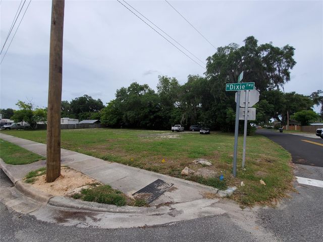 903 N DIXIE FREEWAY, New Smyrna Beach, FL 32168