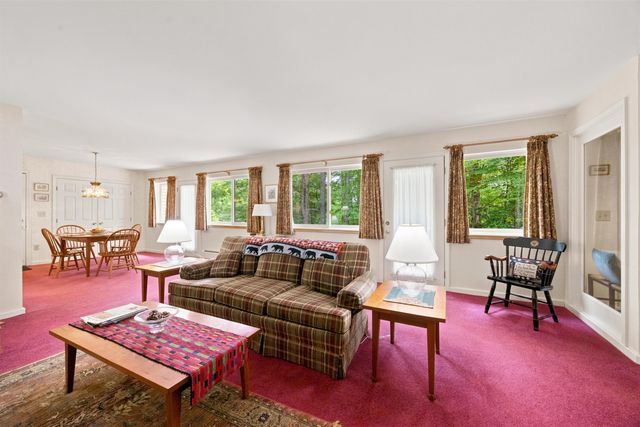470 Morgan Road, Hartford, VT 05059
