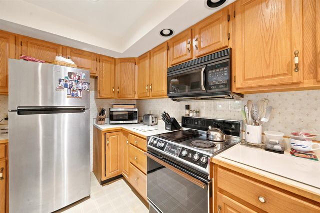 470 Morgan Road, Hartford, VT 05059