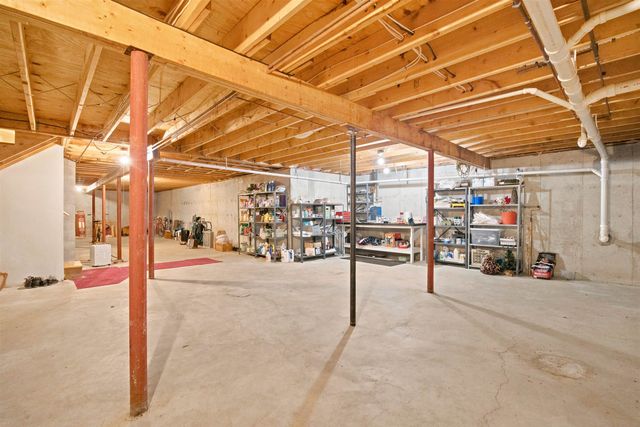 470 Morgan Road, Hartford, VT 05059