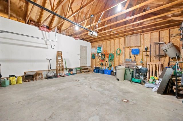 470 Morgan Road, Hartford, VT 05059