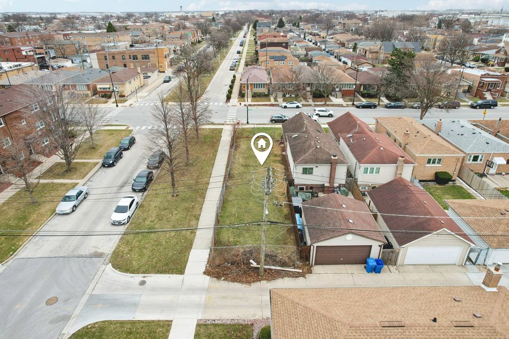 6334 S Austin Avenue, Chicago, IL 60638