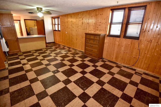 2802 Wayne Street, Bellevue, NE 68005