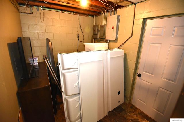 2802 Wayne Street, Bellevue, NE 68005