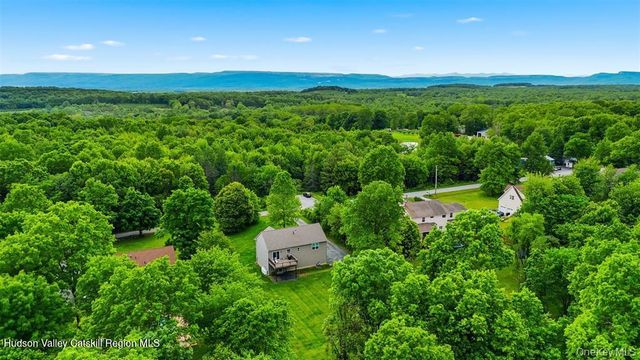 201 Kingsview Highway, Wallkill, NY 12589