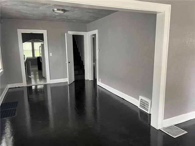 5824 Wabash Avenue, Kansas City, MO 64130