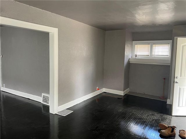 5824 Wabash Avenue, Kansas City, MO 64130