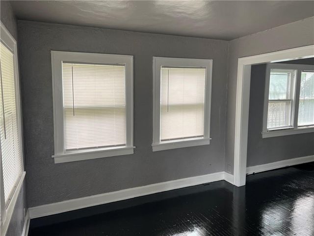 5824 Wabash Avenue, Kansas City, MO 64130