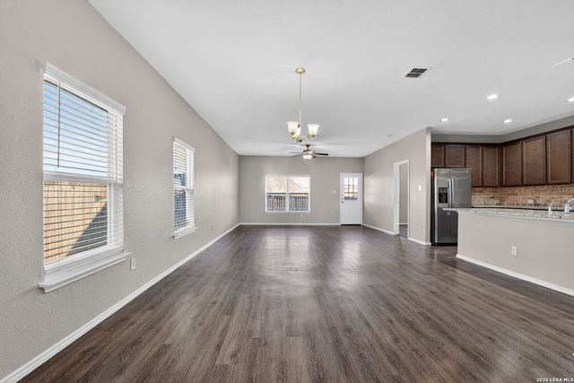 7107 Capricorn Way, Converse, TX 78109