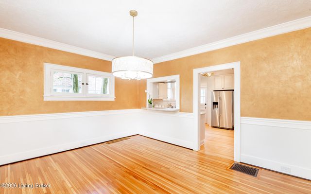 2505 Broadmeade Rd, Louisville, KY 40205