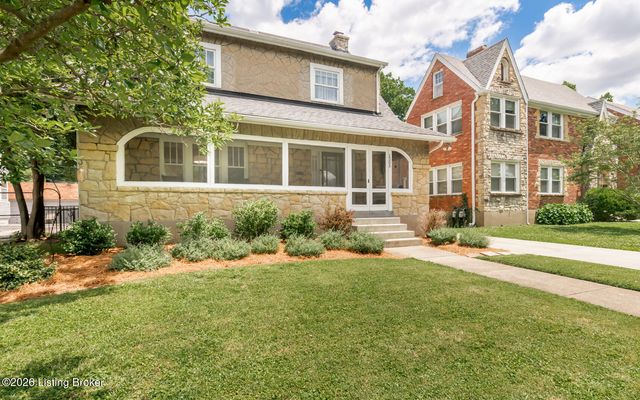 2505 Broadmeade Rd, Louisville, KY 40205