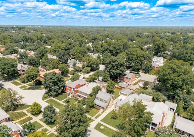 2505 Broadmeade Rd, Louisville, KY 40205