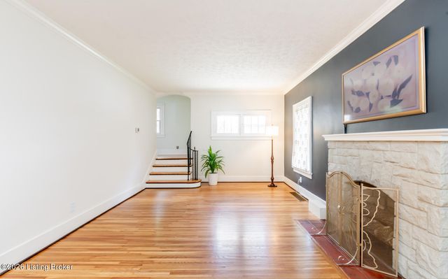 2505 Broadmeade Rd, Louisville, KY 40205