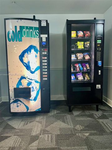 60 NW 37th Ave 1004, Miami, FL 33125