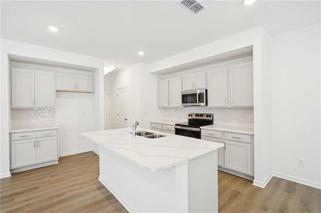 5357 Frontier Court, Flowery Branch, GA 30542