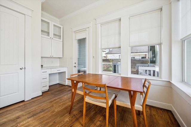 304 Walton Street, Houston, TX 77009