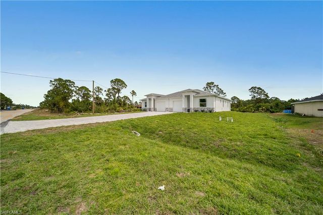 1153 Countess AVE, Lehigh Acres, FL 33974