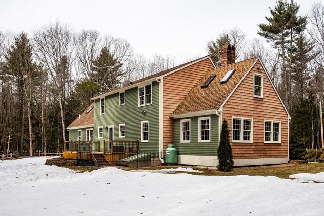 12 Spencer Lane, Lee, NH 03861