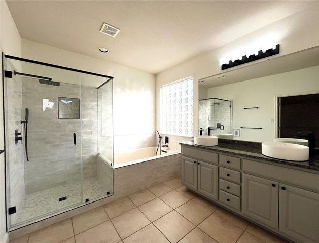 3004 Edgecreek PL, Round Rock, TX 78681