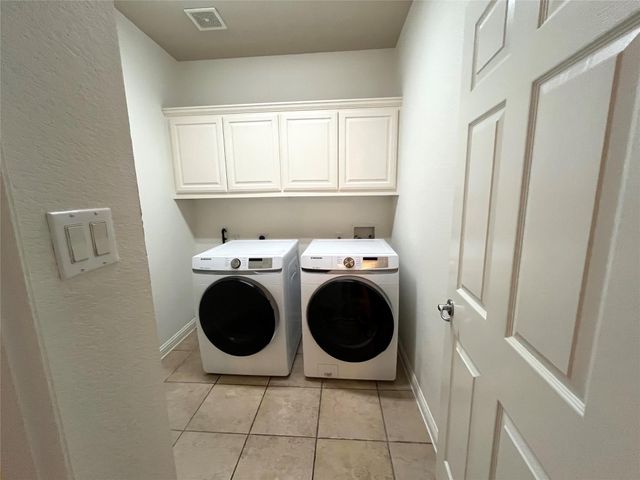 3004 Edgecreek PL, Round Rock, TX 78681
