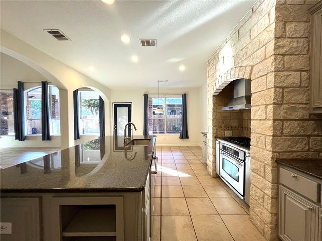 3004 Edgecreek PL, Round Rock, TX 78681