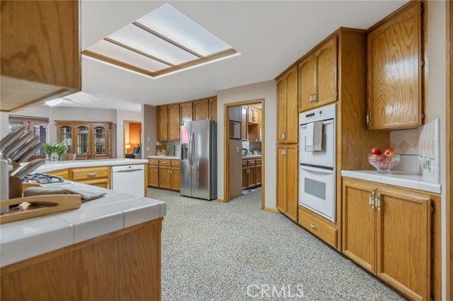 594 Diana, Hanford, CA 93230