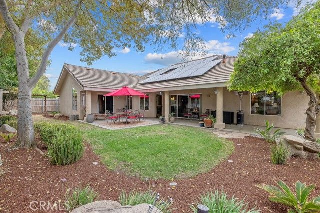 594 Diana, Hanford, CA 93230