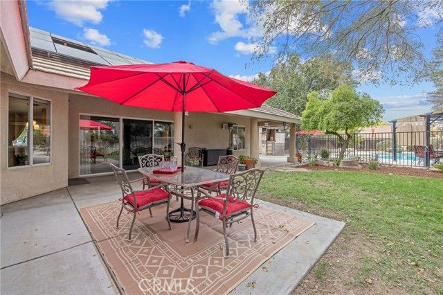 594 Diana, Hanford, CA 93230