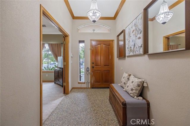 594 Diana, Hanford, CA 93230