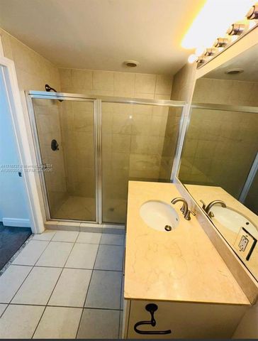 140 S Dixie Hwy 707, Hollywood, FL 33020