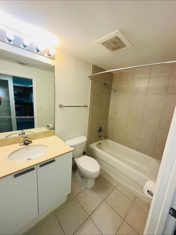 140 S Dixie Hwy 707, Hollywood, FL 33020