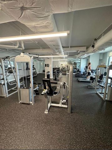 140 S Dixie Hwy 707, Hollywood, FL 33020