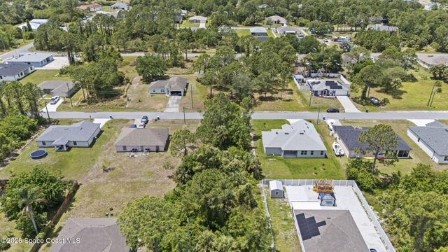 3001 Gaffney Avenue SE, Palm Bay, FL 32909
